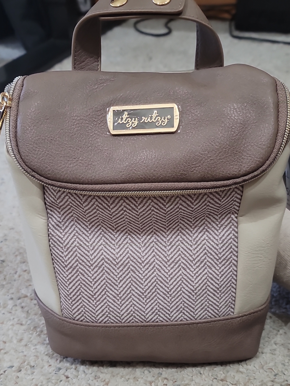Itzy Ritzy Chill Like a Boss Taupe & Cream Chevron-Panel Bottle Bag